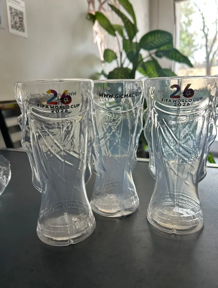 Vasos de vidrio con logotipo impreso a color